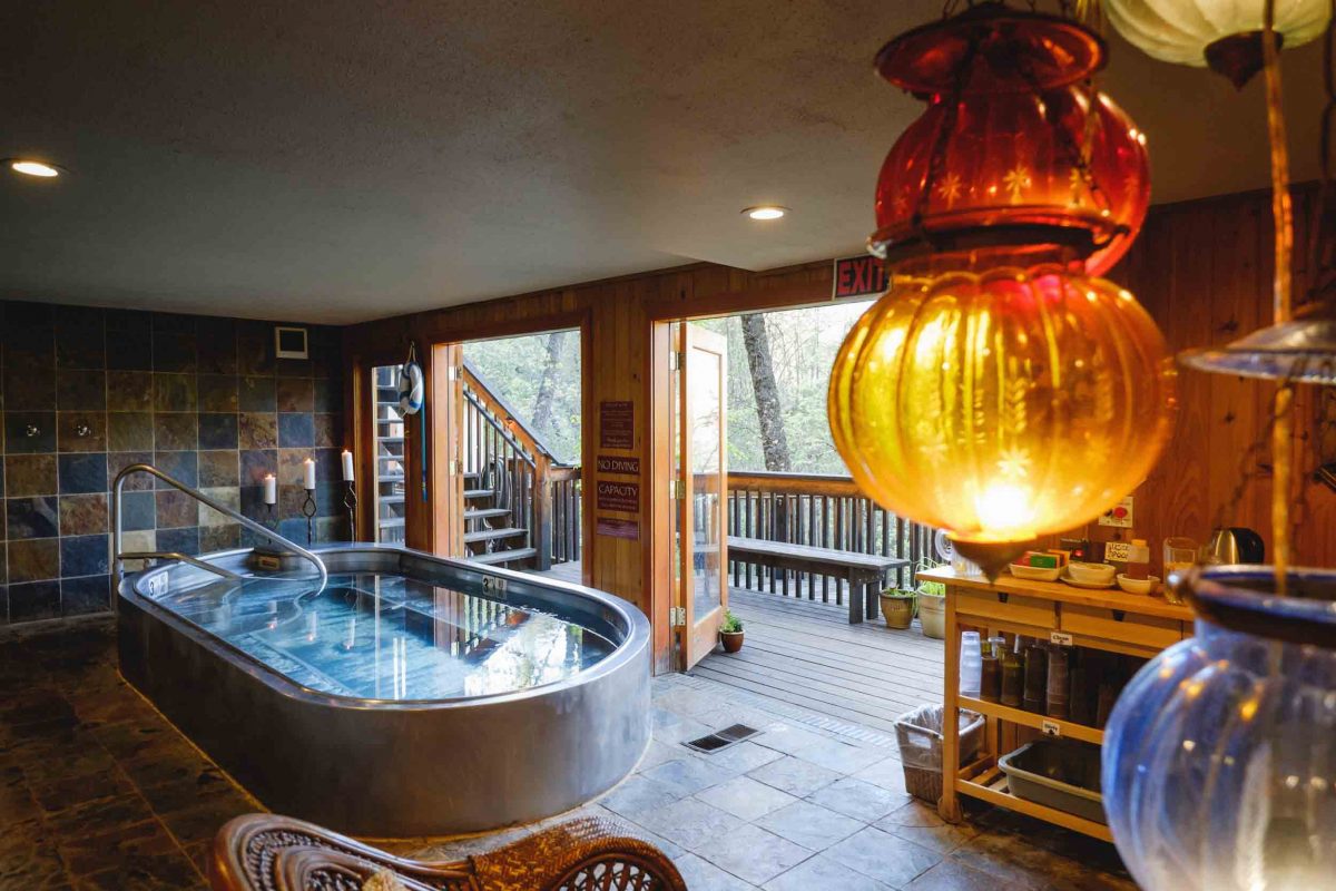 Yosemite Bug Rustic Mountain Resort | Authenticity and dedication at a ...