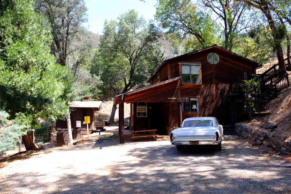 house3 Yosemite Bug Guest House