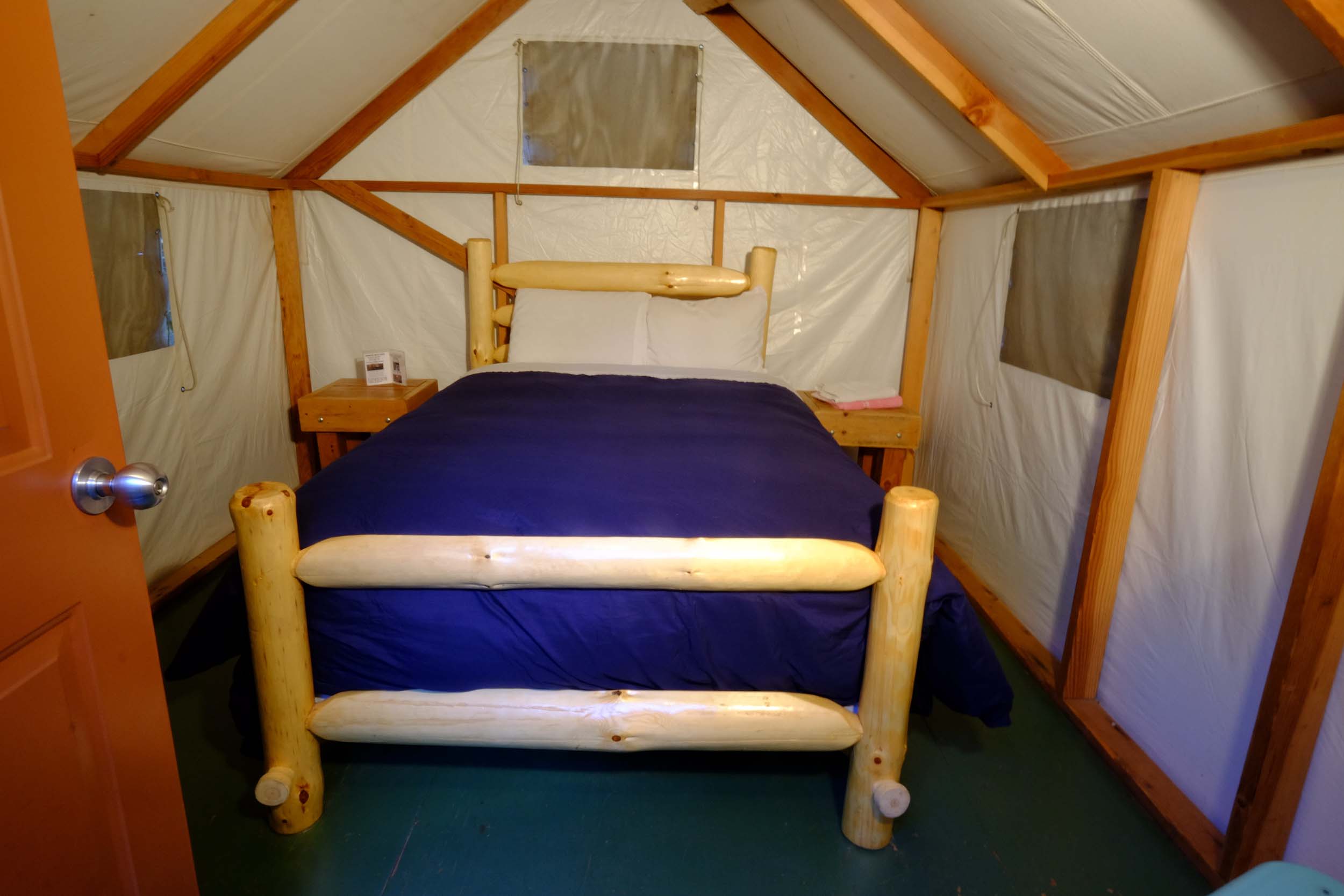 tent cabin 7 – Yosemite Bug Rustic Mountain Resort
