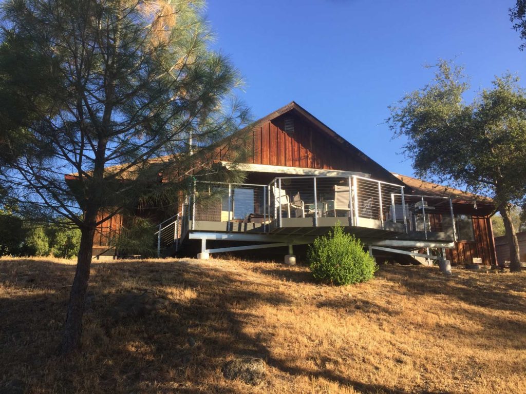 BUCKSKIN Buckskin Vacation House